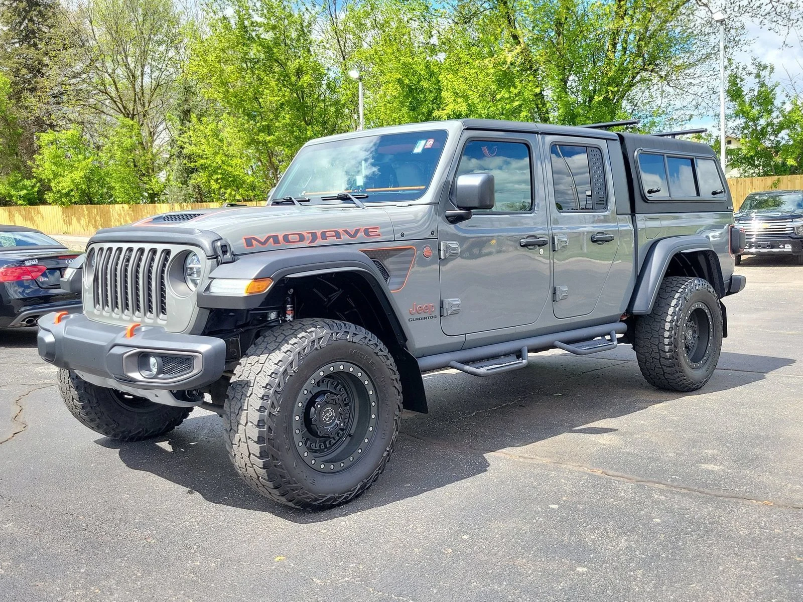 Used 2021 Gray Clearcoat Jeep Mojave image 6