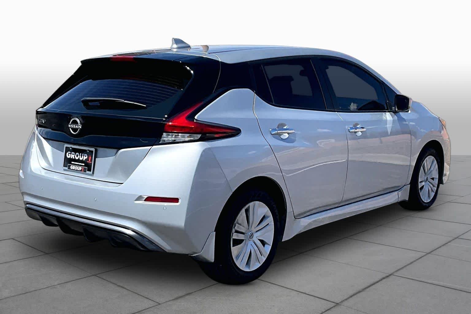 Used 2025 Brilliant Silver Metallic Nissan S image 11