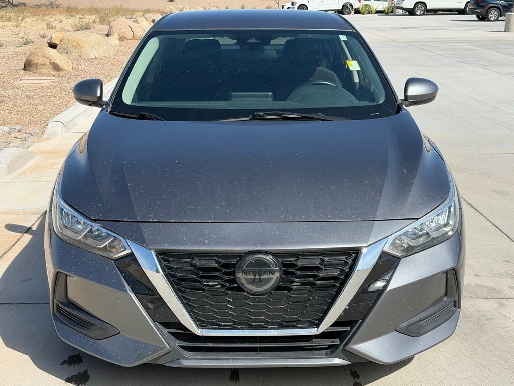 Used 2020 Gray Nissan S image 3