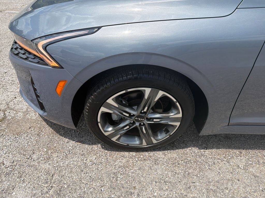 Certified Used 2024 Silver Kia EX image 5