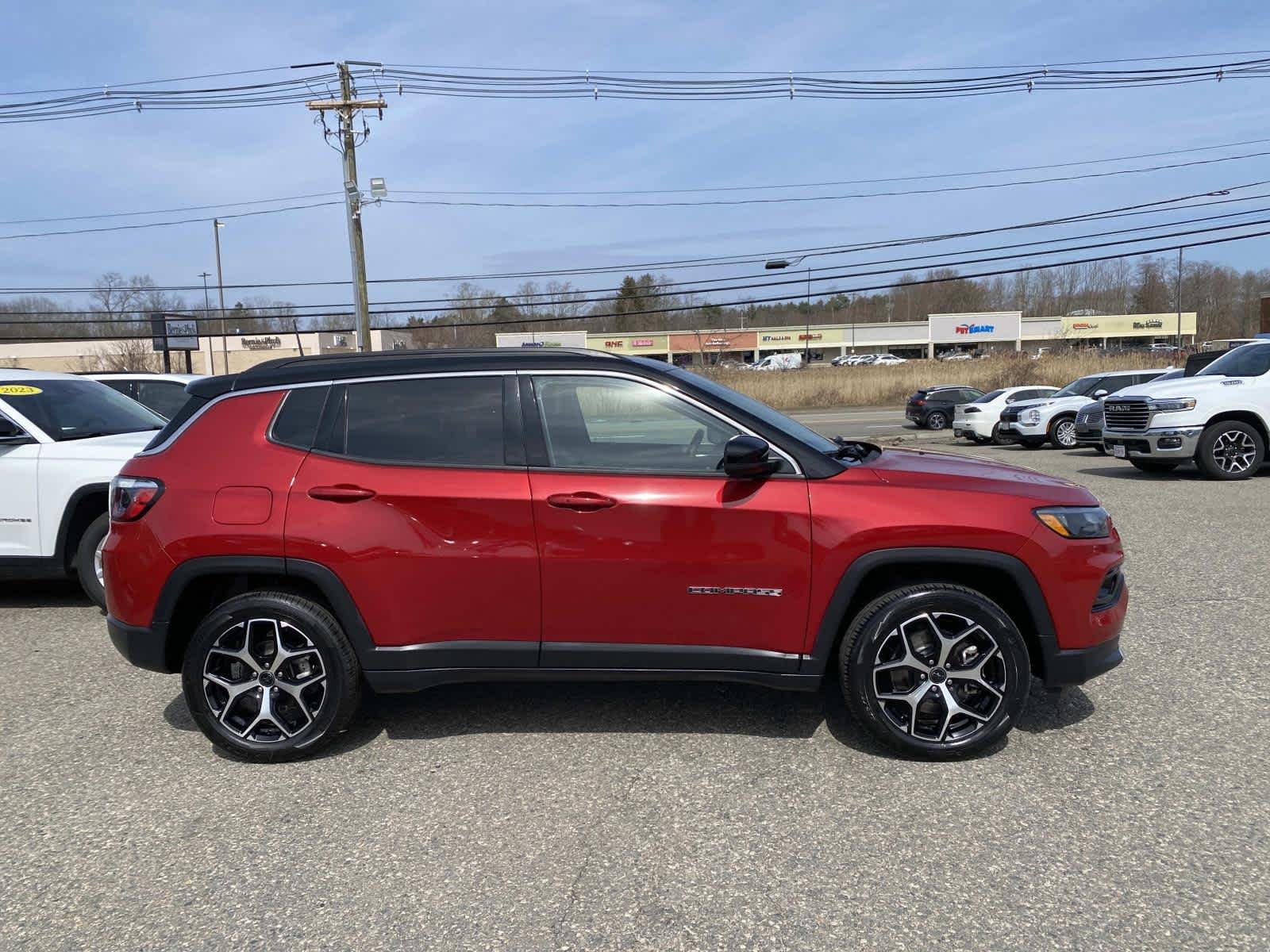 Certified Used 2025 Red Hot Pearlcoat Jeep Limited image 2