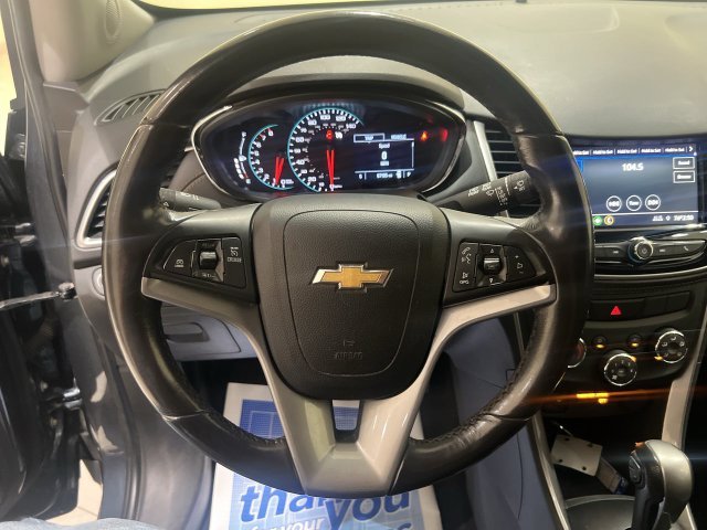 Used 2022 Gray Chevrolet LT image 10