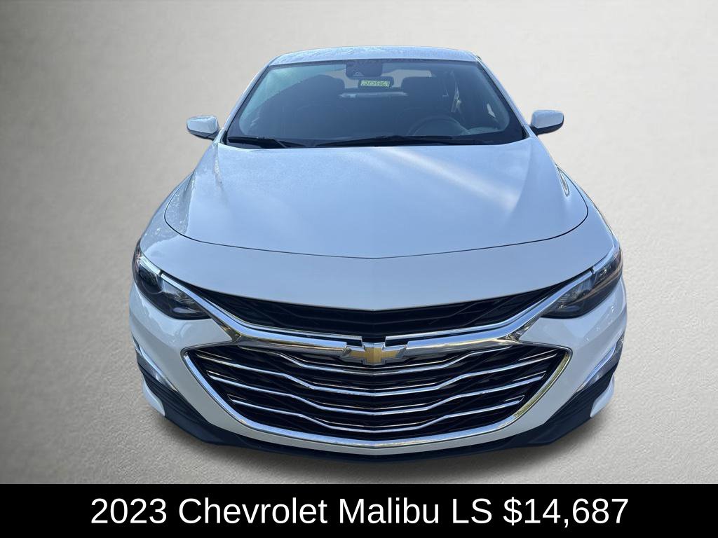 Used 2023 Summit White Chevrolet LS image 8
