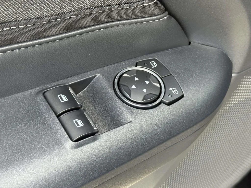 Used 2025 Black Ford EcoBoost image 28