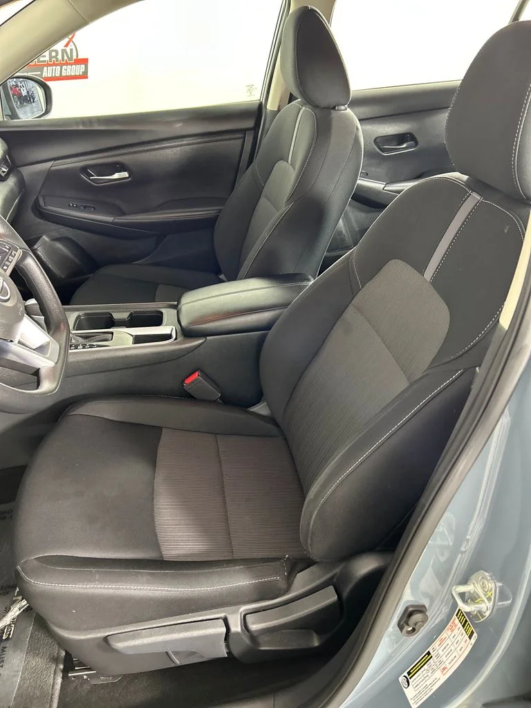 Used 2024 Gray Nissan SV image 12