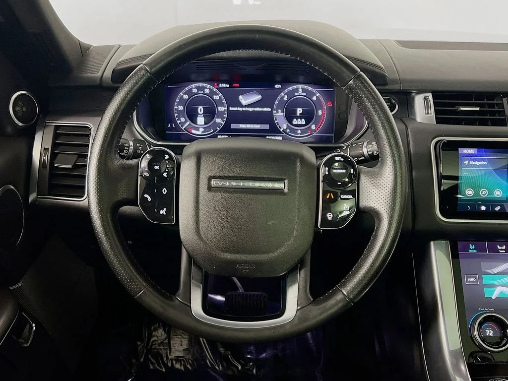 Used 2018 Fuji White Land Rover HSE Td6 image 11