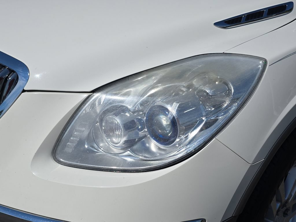 Used 2008 WHITE OPAL Buick CX image 31