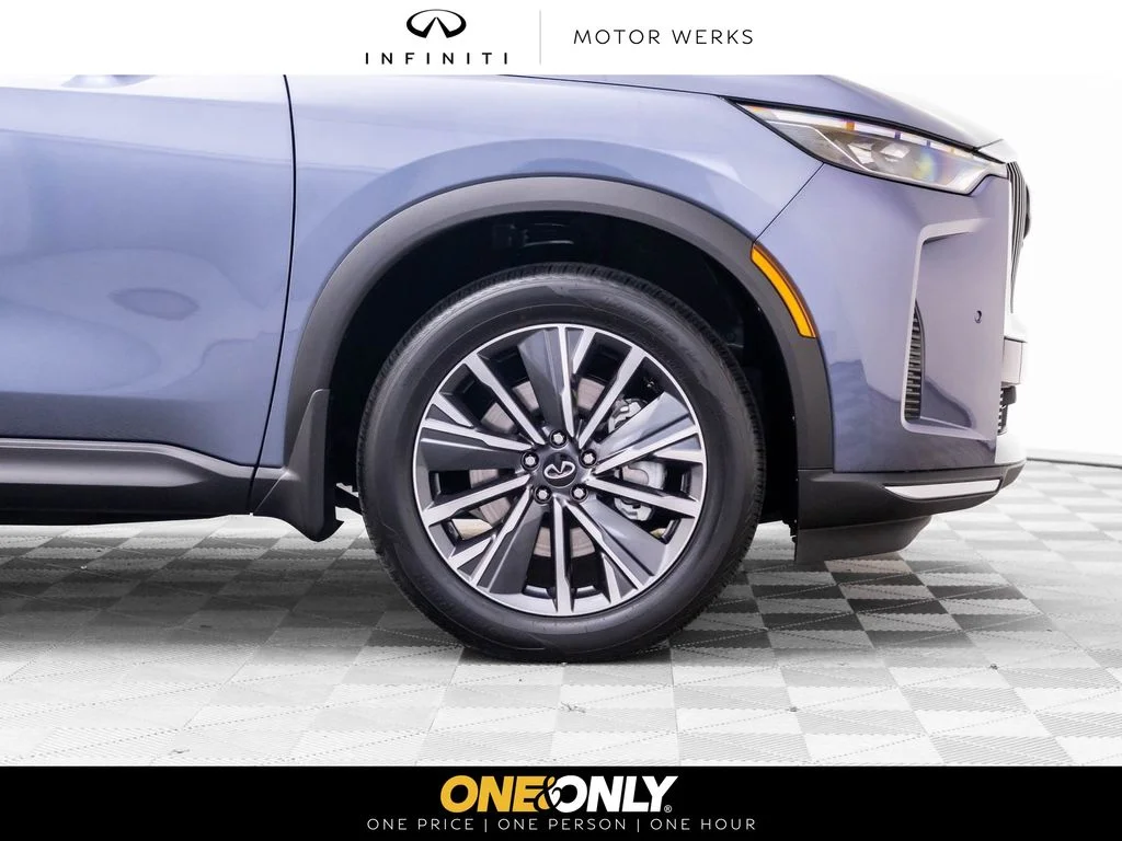 New 2027 MOONBOW BLUE INFINITI Luxe AWD image 33