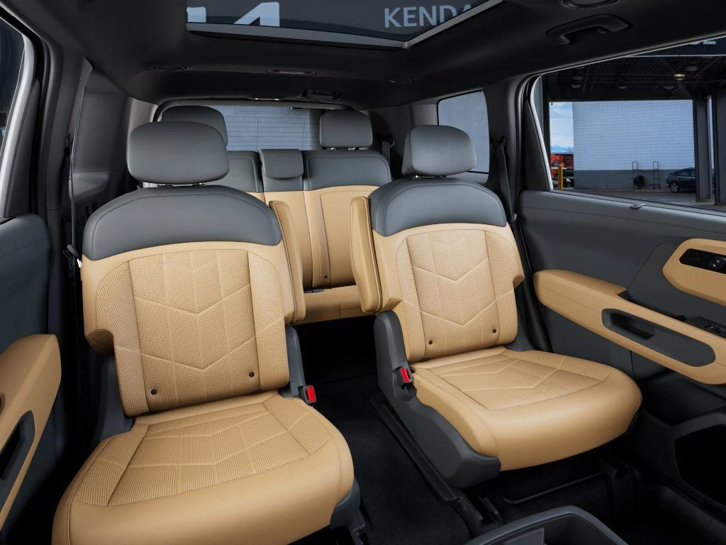 New 2027 Black Kia X-Line SX image 16