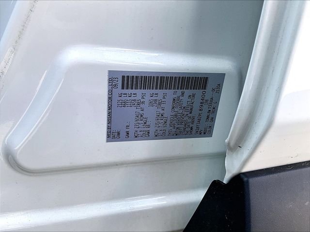 Used 2023 White Nissan S image 9