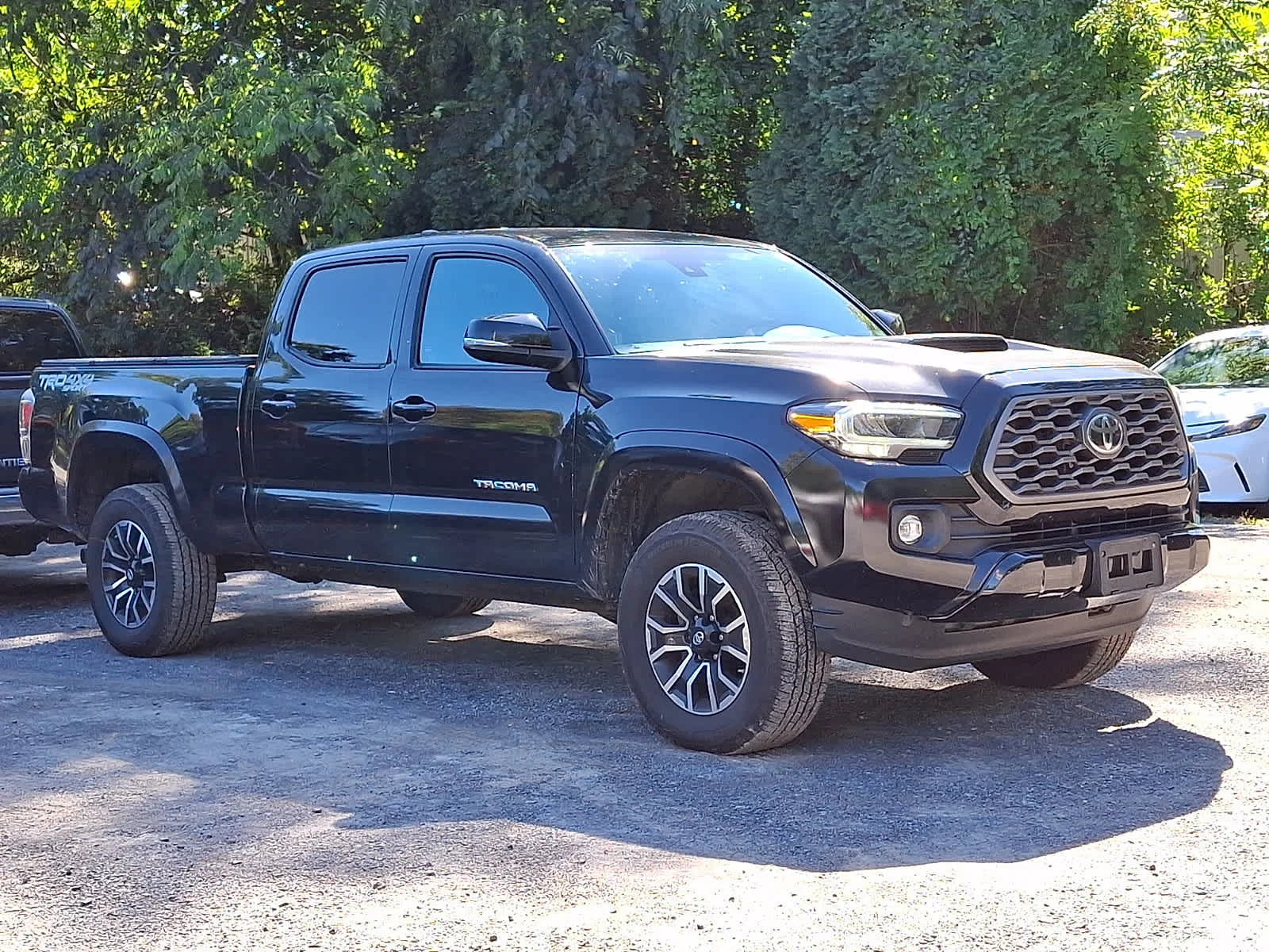 Used 2020 Midnight Black Metallic Toyota TRD Sport image 5