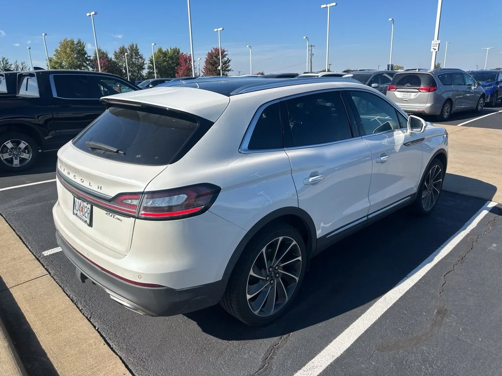 Used 2020 White Lincoln Reserve image 7