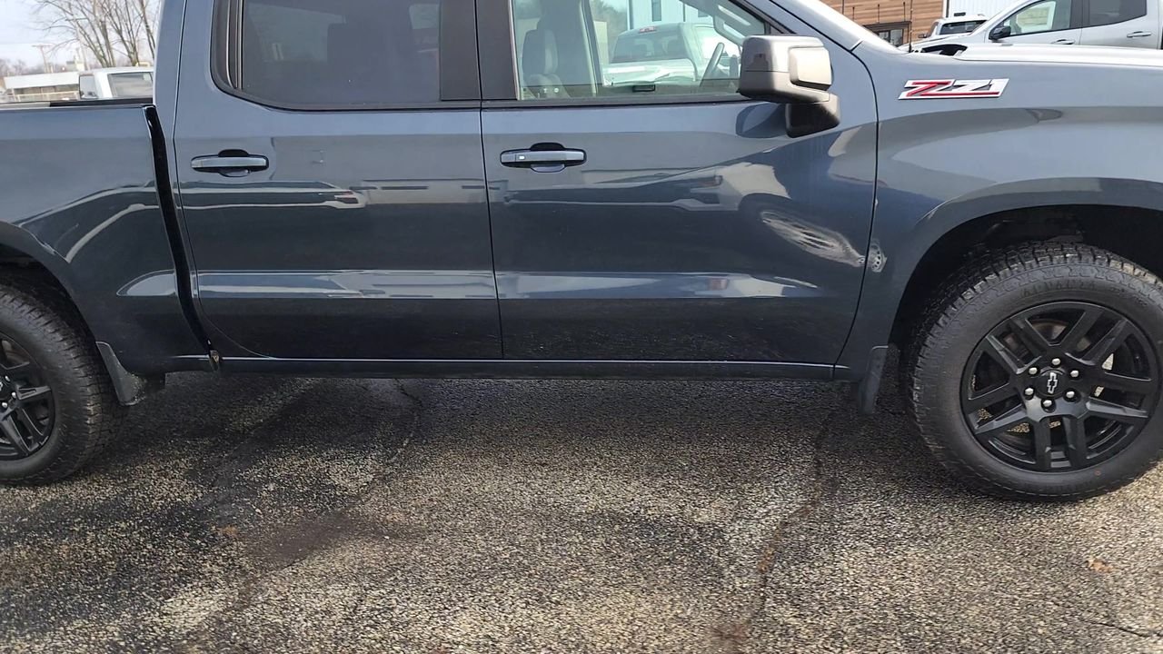 Used 2021 Shadow Gray Metallic Chevrolet RST image 6