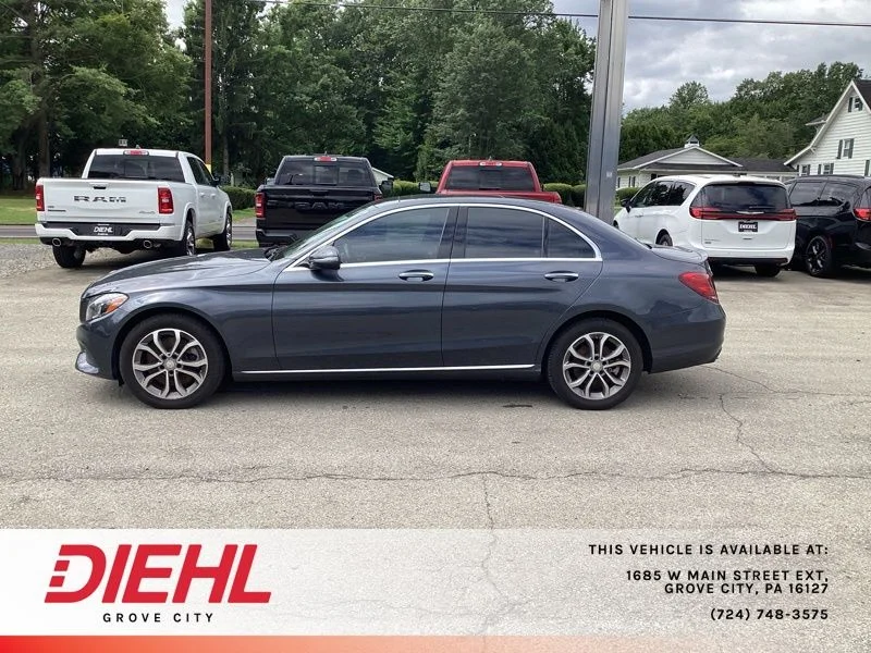 Used 2016  Mercedes-Benz C 300 image 4