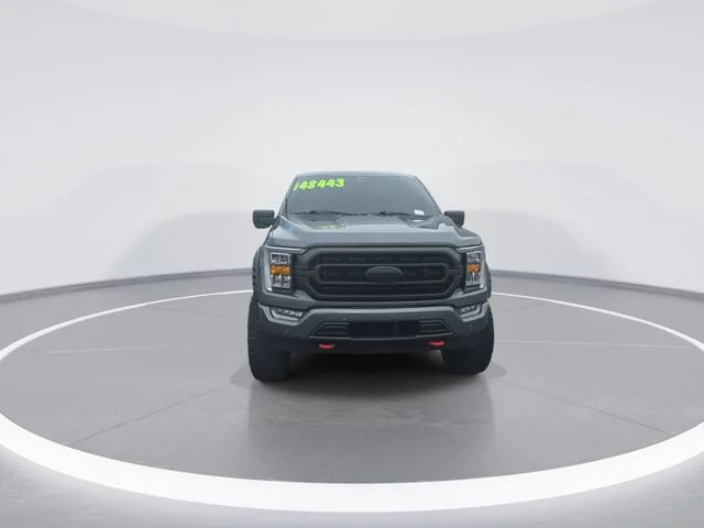 Used 2023 Gray Ford XLT image 3