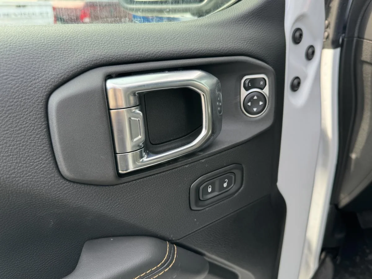 New 2026 White Jeep Sahara image 12