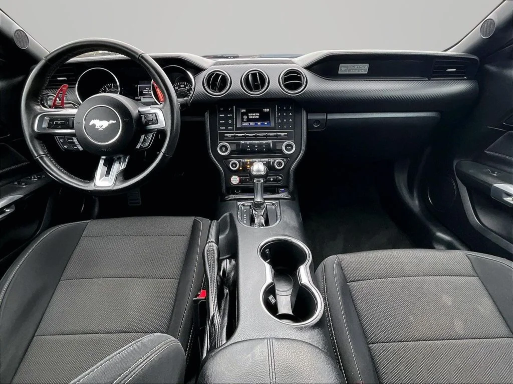 Used 2016 Red Ford V6 image 17