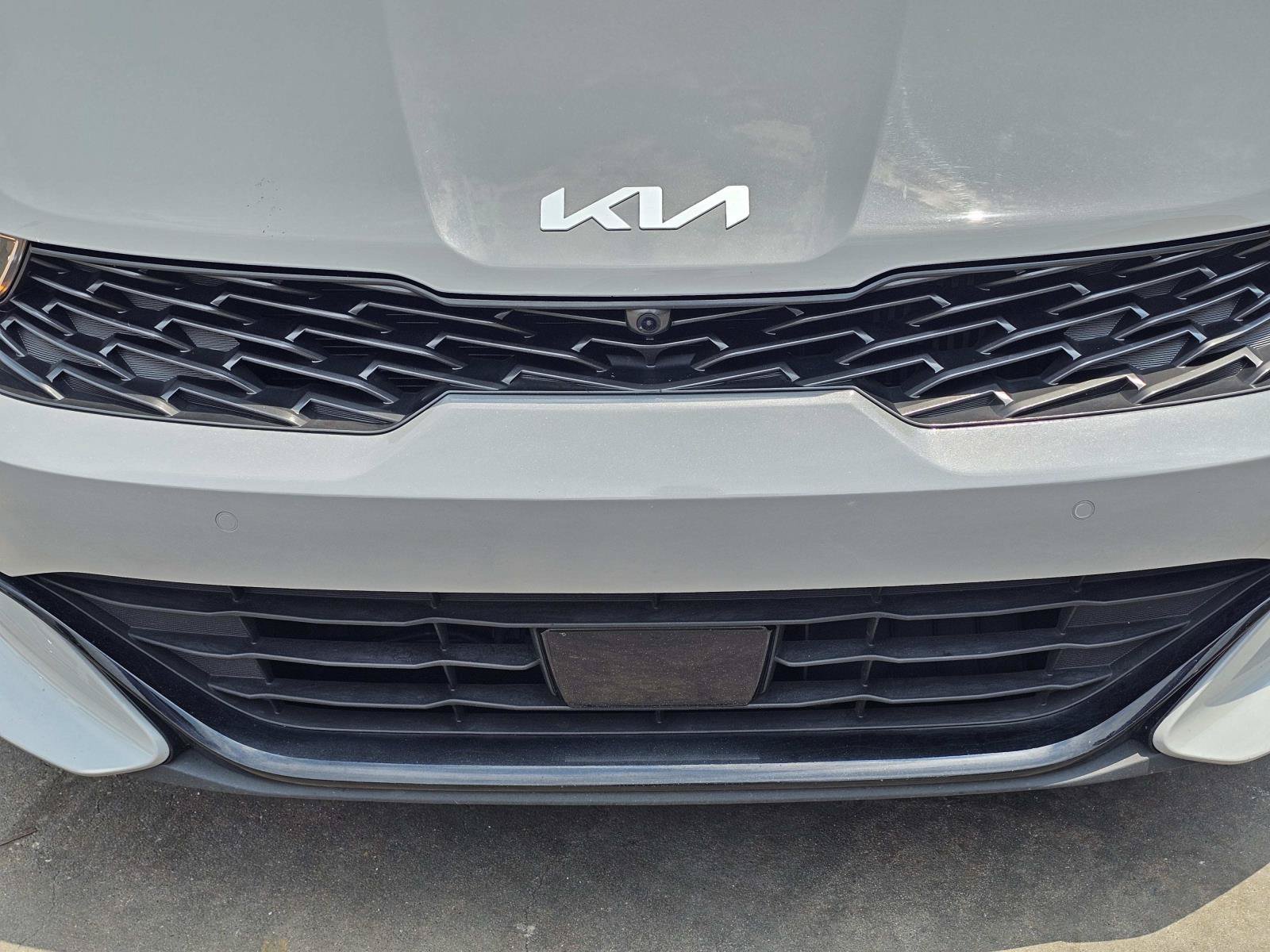Used 2024 Wolf Gray Kia GT image 3
