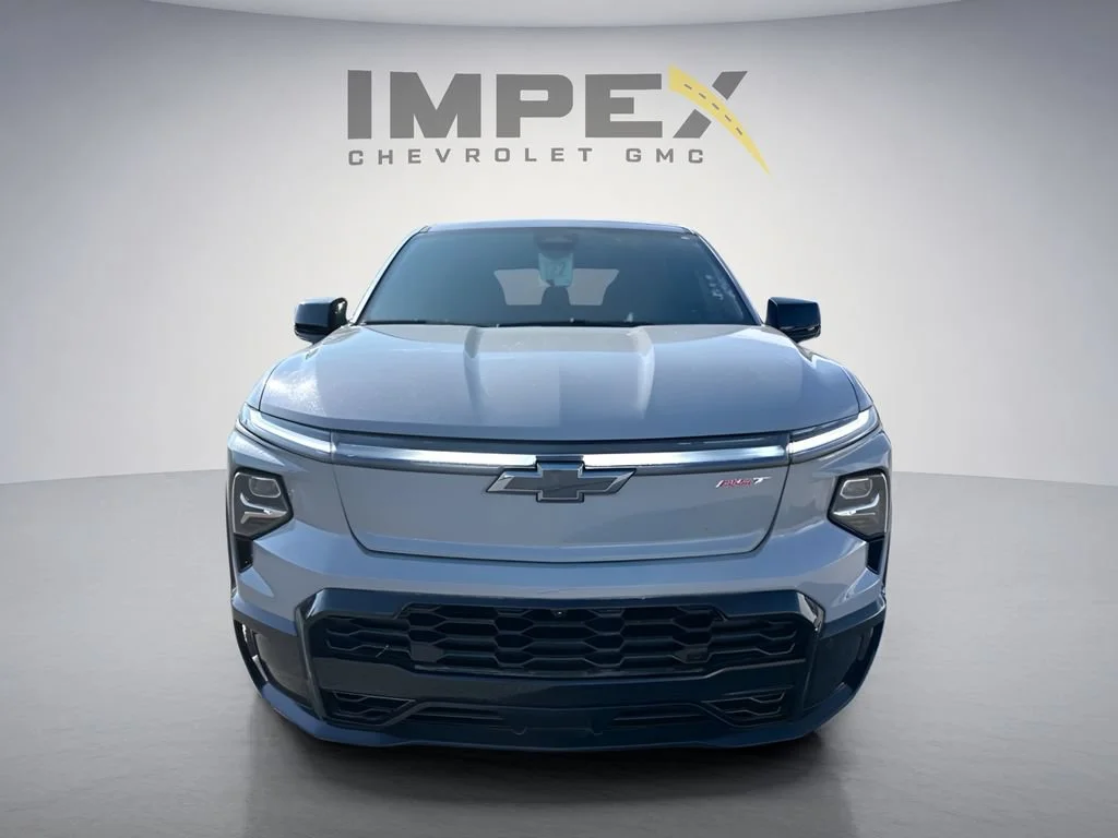Used 2025 Slate Gray Metallic Chevrolet RST - Max Range image 1