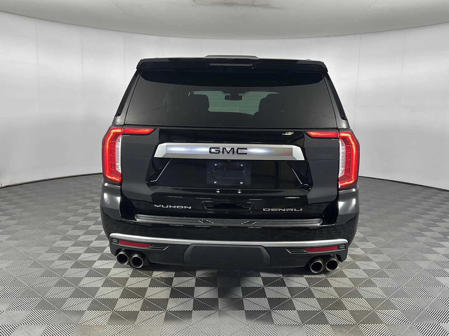Used 2022 Onyx Black GMC Denali image 33