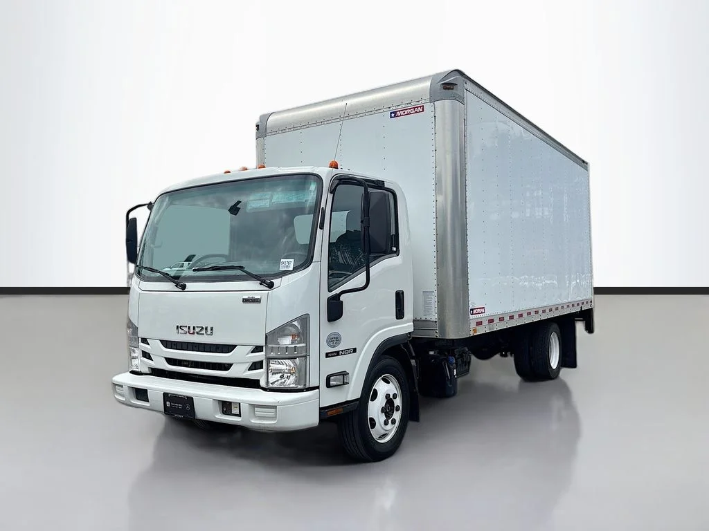Used 2019 White Isuzu 18
