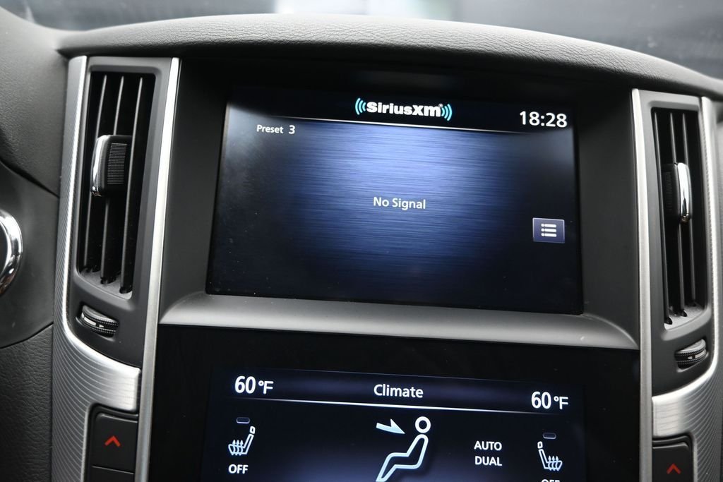 Certified Used 2023 Gray INFINITI LUXE image 14