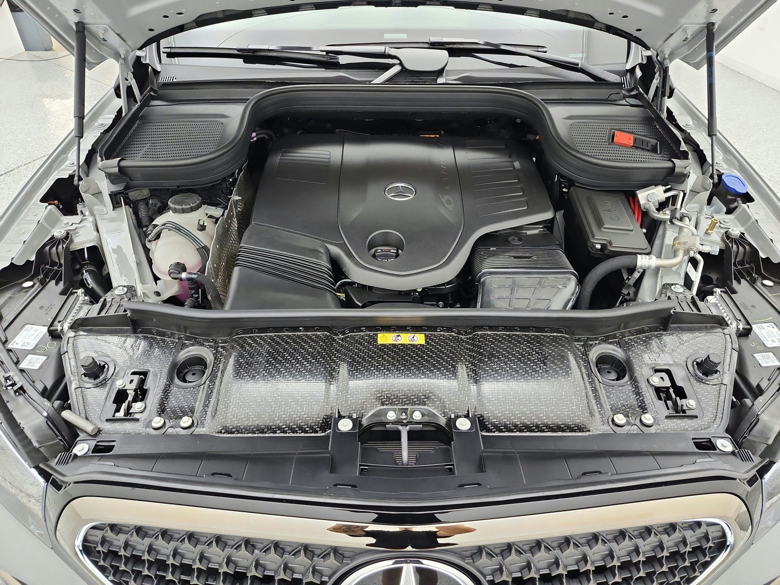New 2027 MANUFAKTUR Alpine Grey Mercedes-Benz GLE 450 4MATIC® SUV image 33