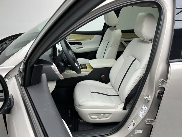 2026 Mazda CX-90 Premium Plus Package - Photo 10