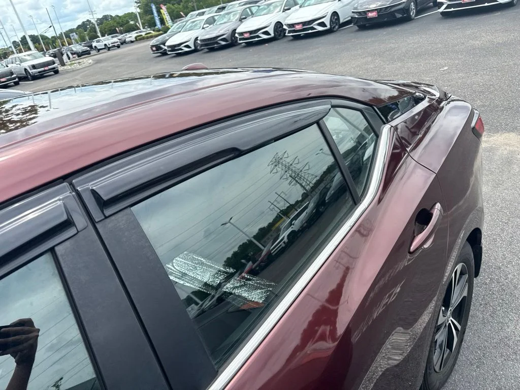 Used 2022 Red Nissan SV image 10