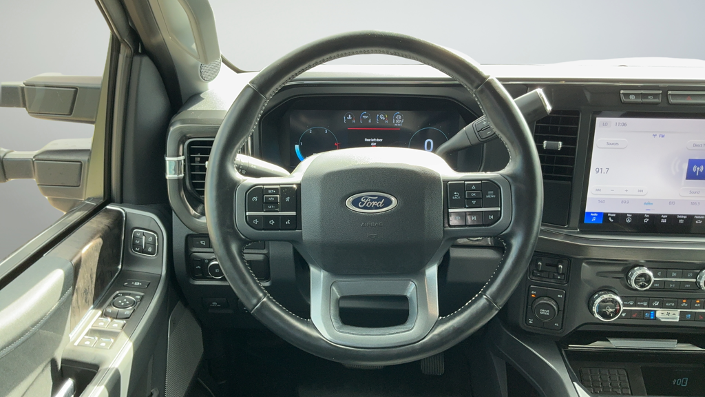 Used 2024 Silver Ford Lariat image 9