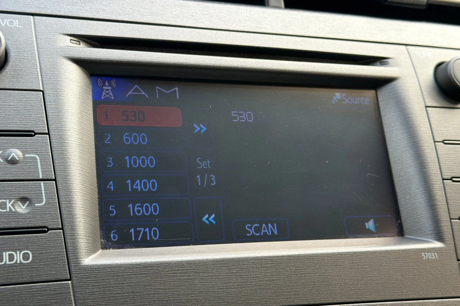 Used 2015 Red Toyota Two image 23