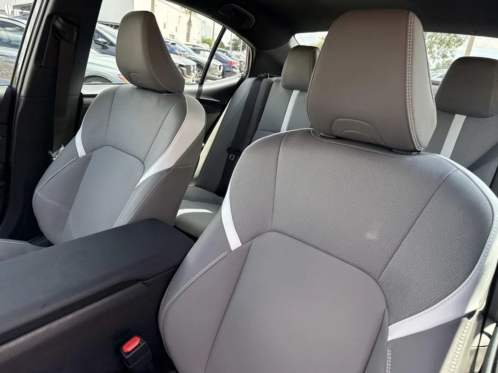 Used 2026  Toyota SE image 21