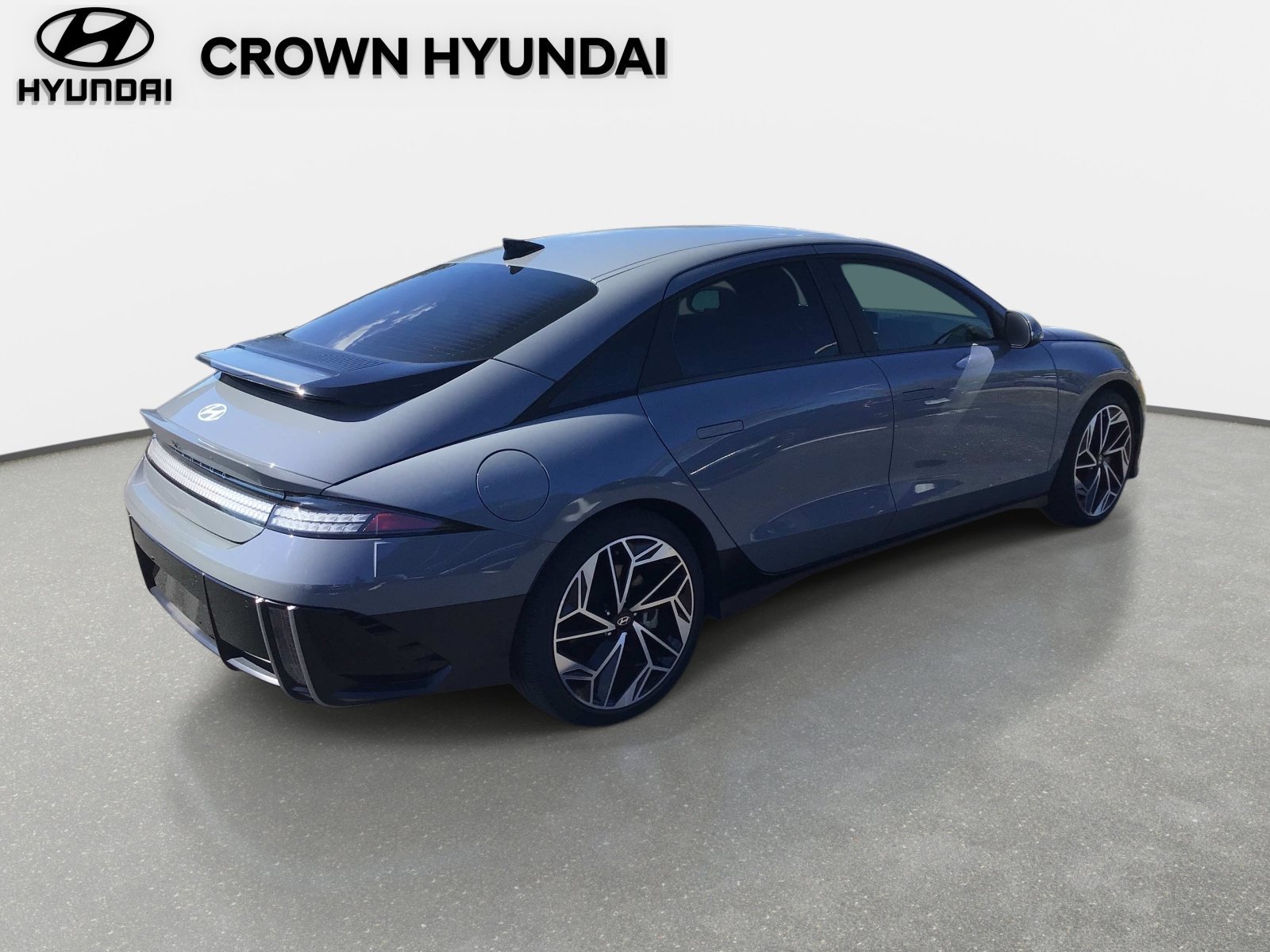 Used 2023 Transmission Blue Hyundai SEL image 4