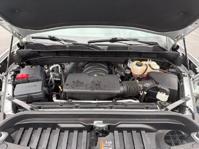Used 2022 QUICKSILVER METALLIC GMC SLT image 26