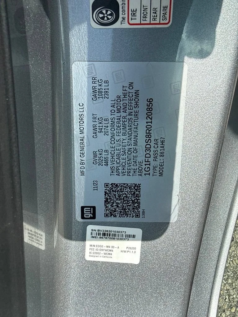 Used 2024 Sharkskin Metallic Chevrolet 3LT image 36