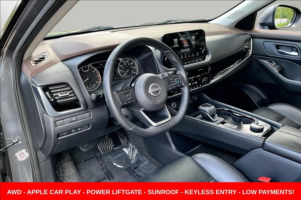 Used 2023 Gray Nissan SL image 21
