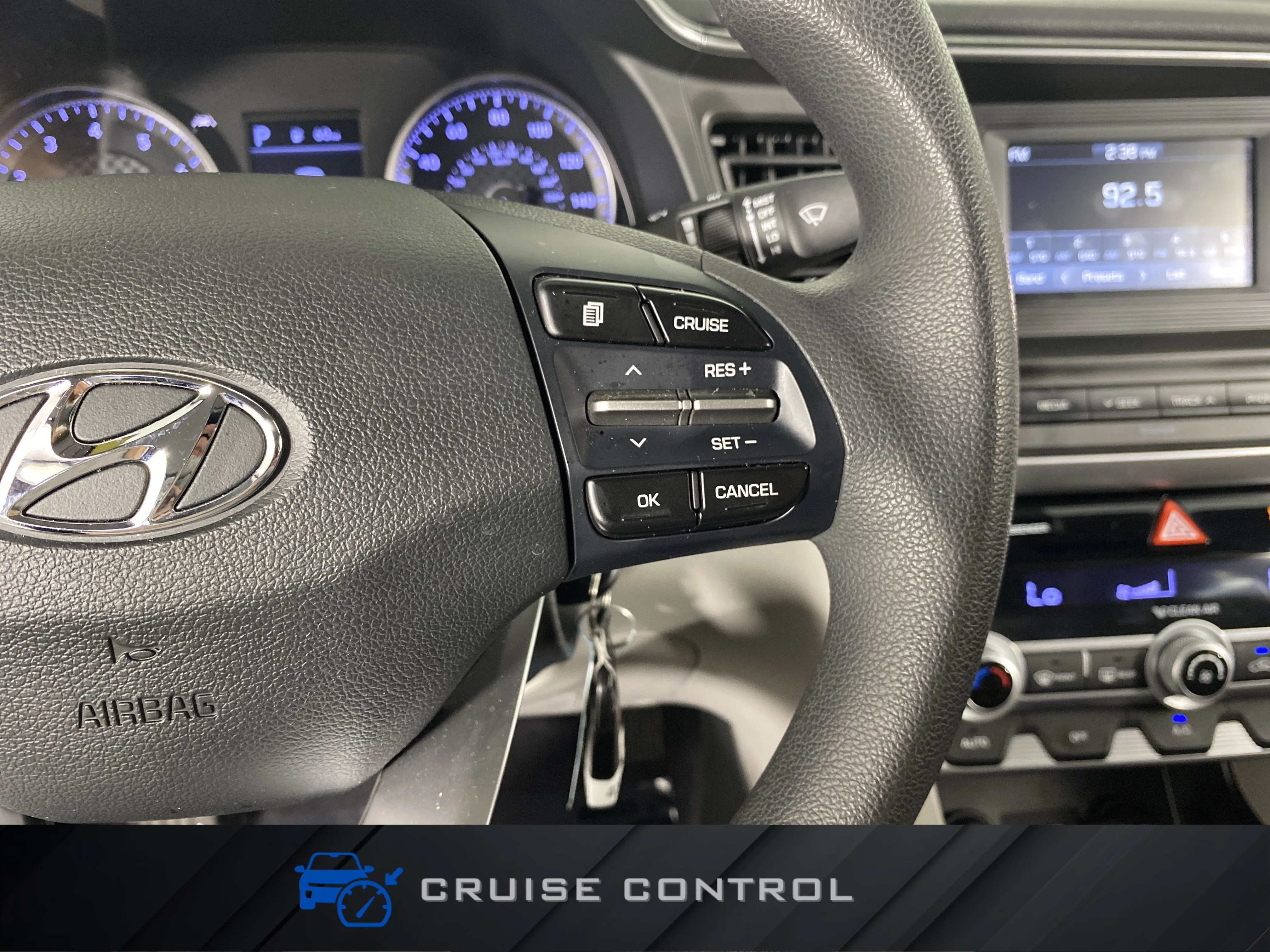Used 2020 Stellar Silver Hyundai SE image 21