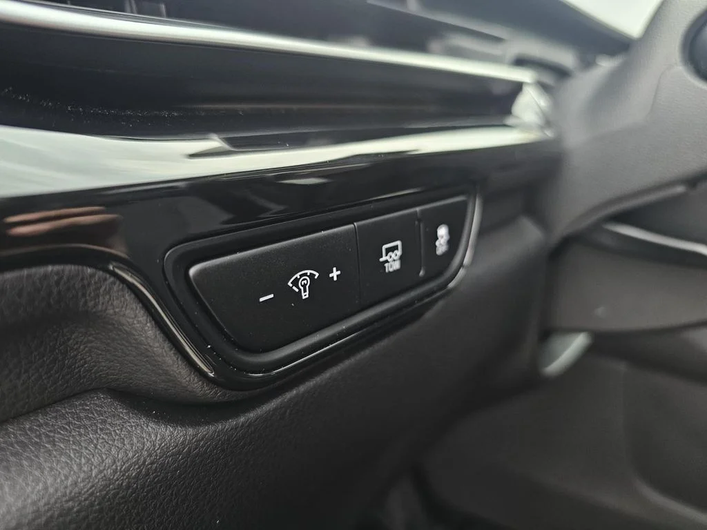 Used 2026 White Kia SX Prestige image 30