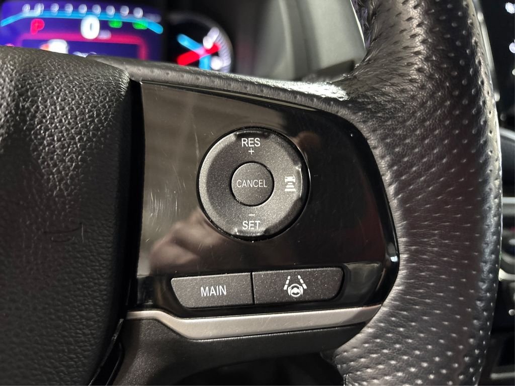 Used 2019 Black Honda Touring image 29