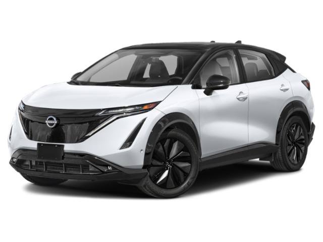 Used 2024 Everest White Pearl Tricoat/Black Diamond Pearl Nissan PLATINUM+ image 1