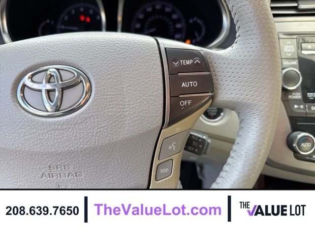 Used 2011 White Toyota Limited image 24