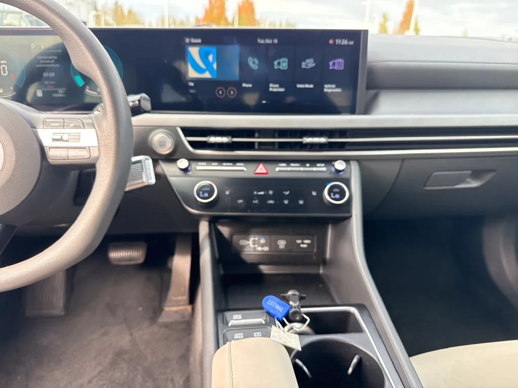 Certified Used 2025 Red Hyundai SEL image 24