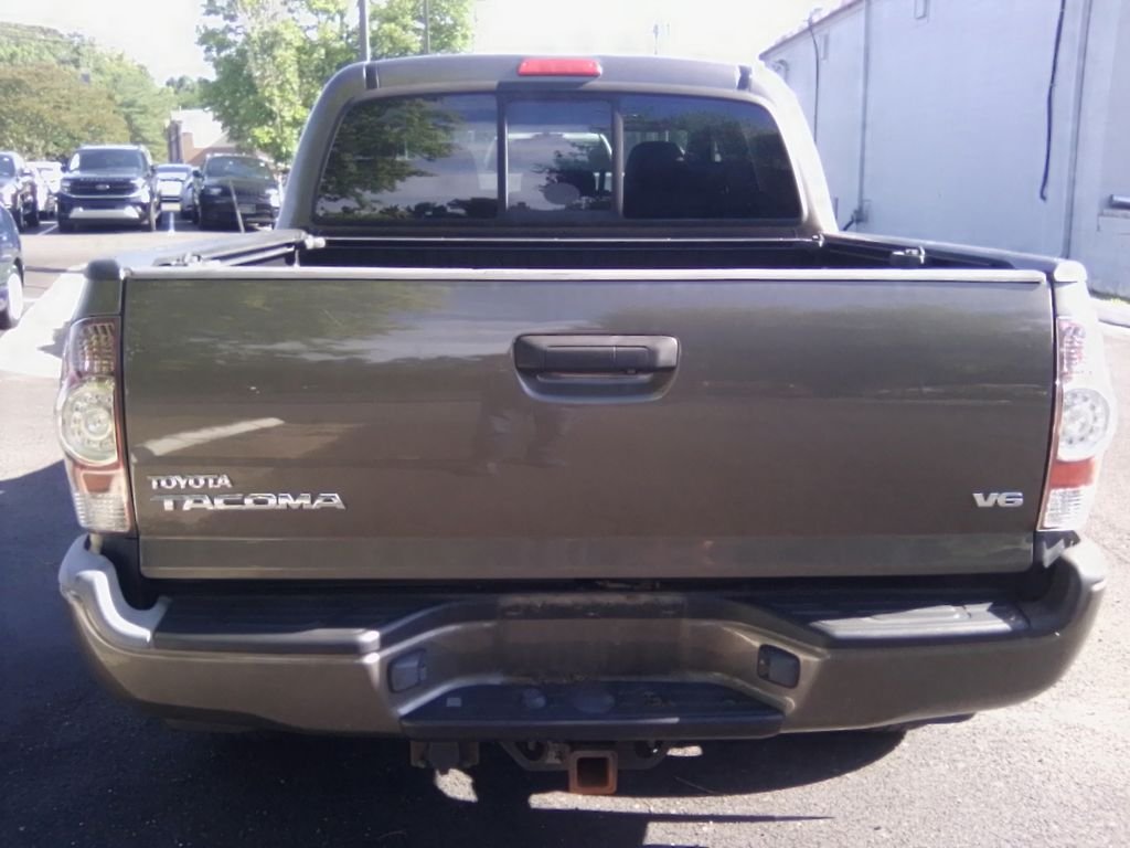 Used 2013 Brown Toyota Base image 6