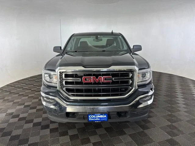 Used 2017 Gray GMC SLE image 2