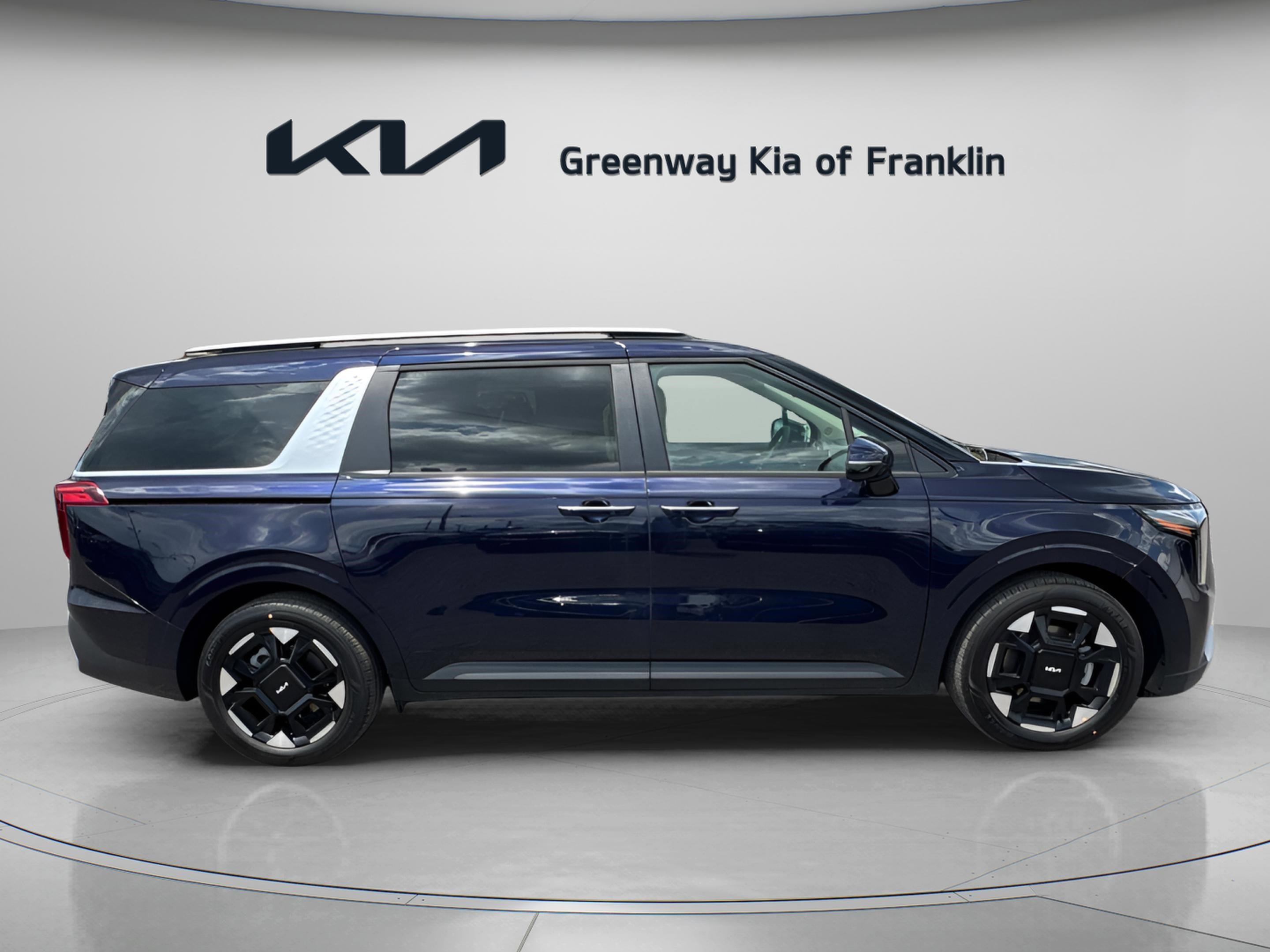 2026 Kia Carnival EX - Photo 8