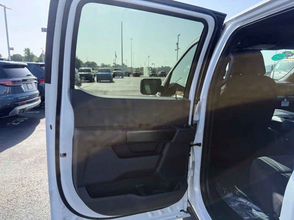 New 2026 Oxford White Ford STX® image 37