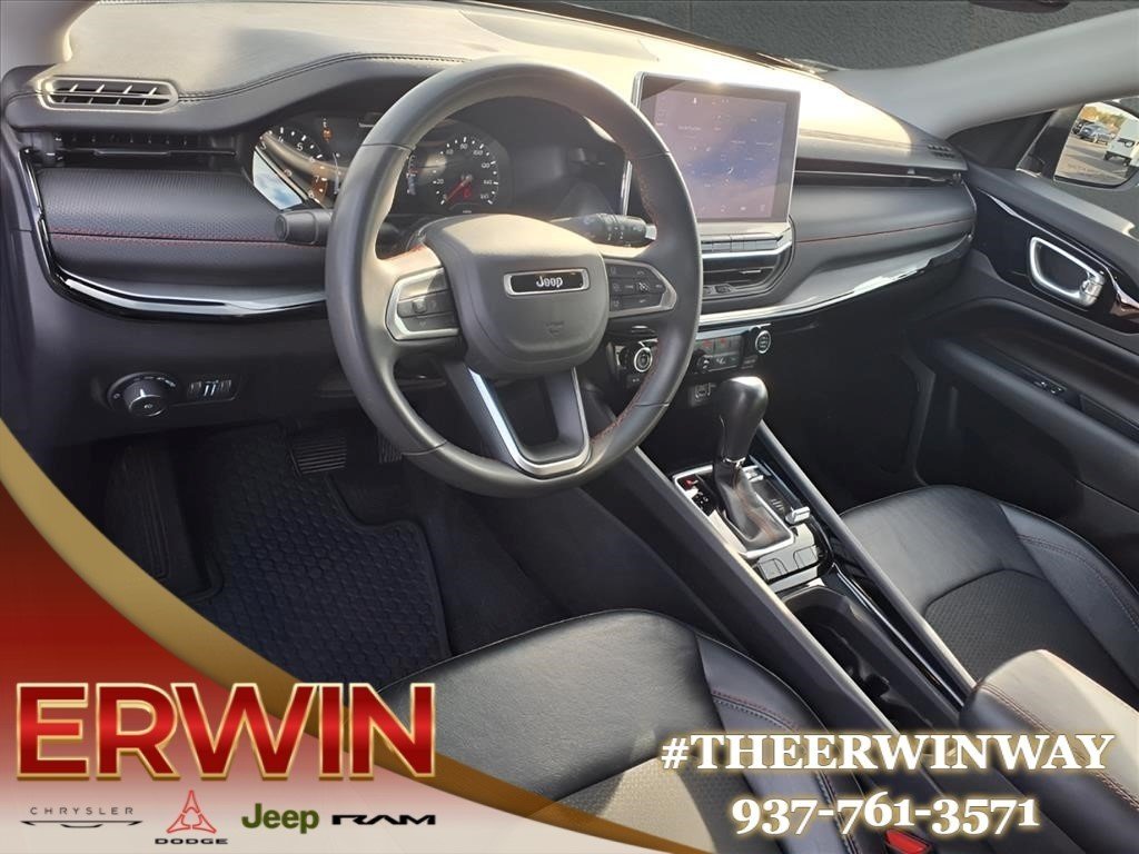 Certified Used 2022 Velvet Red Pearl Coat Jeep Trailhawk image 17