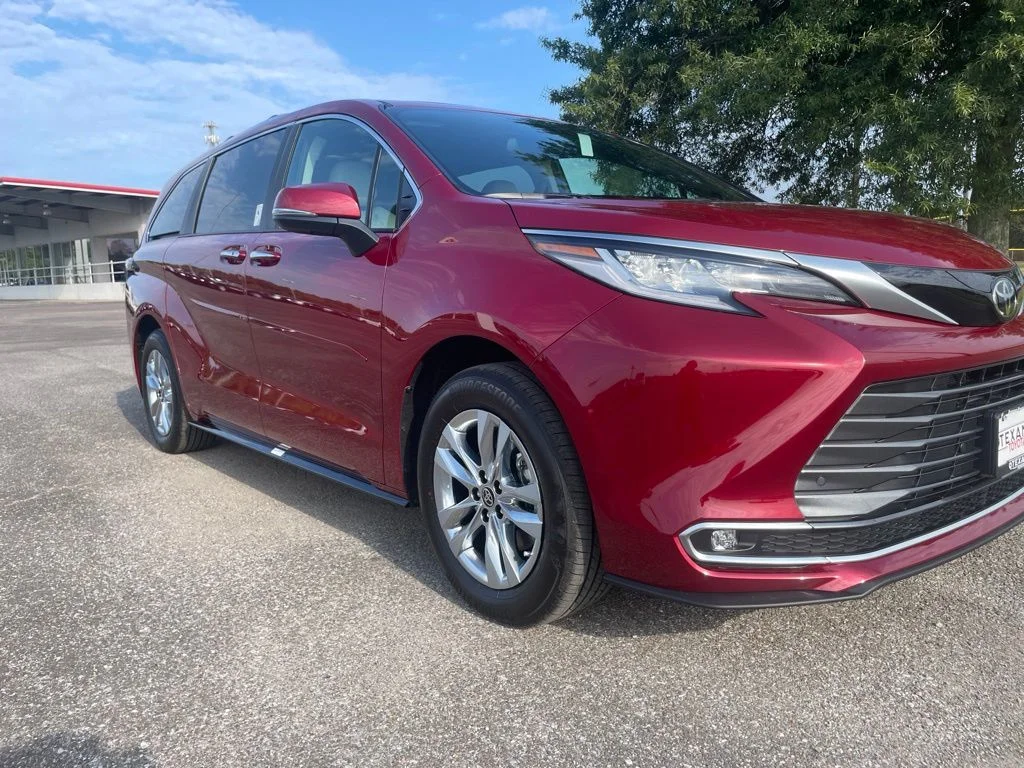 New 2026 Ruby Flare Pearl Toyota Limited image 9