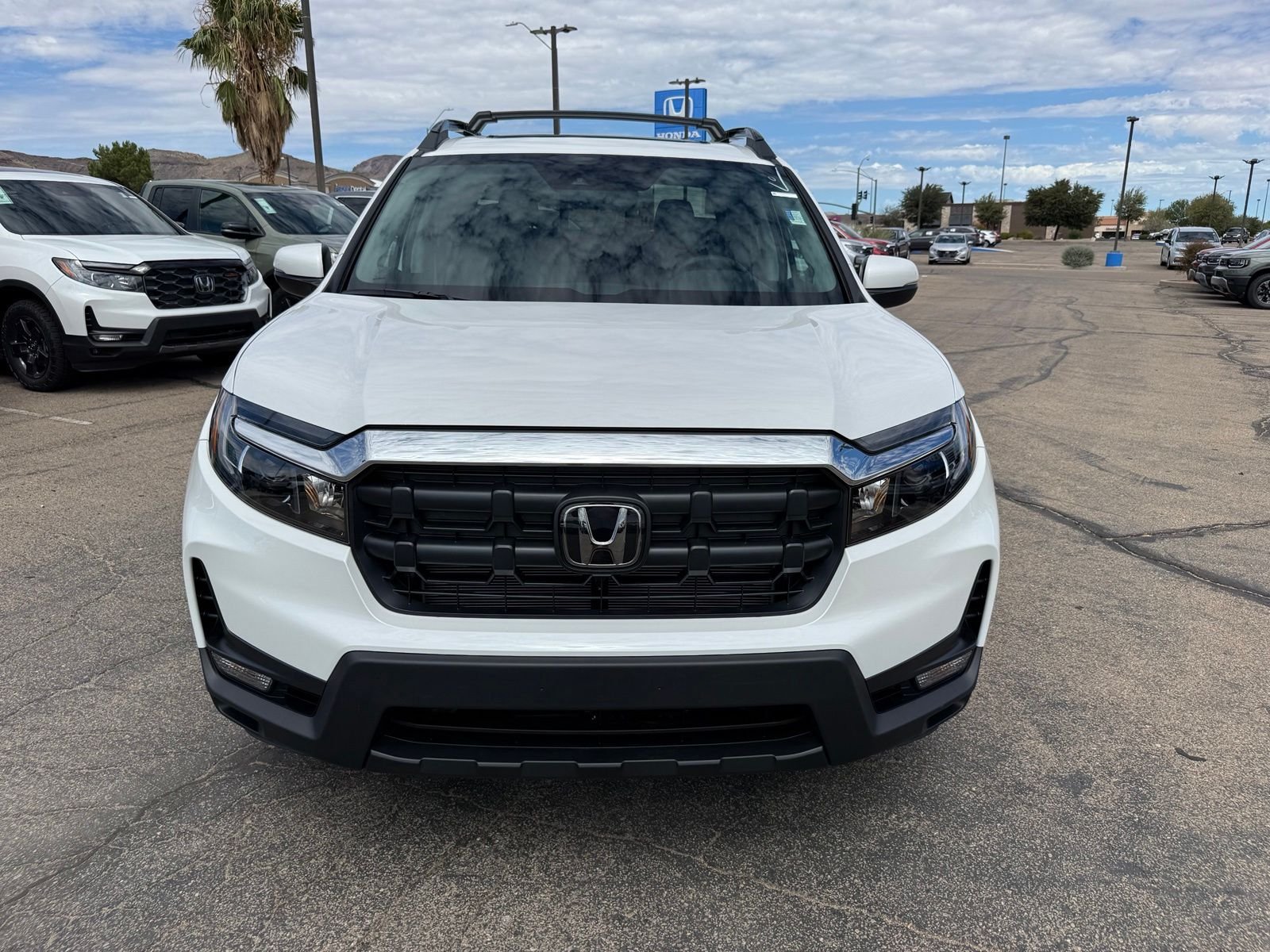 New 2026 Platinum White Pearl Honda RTL image 2