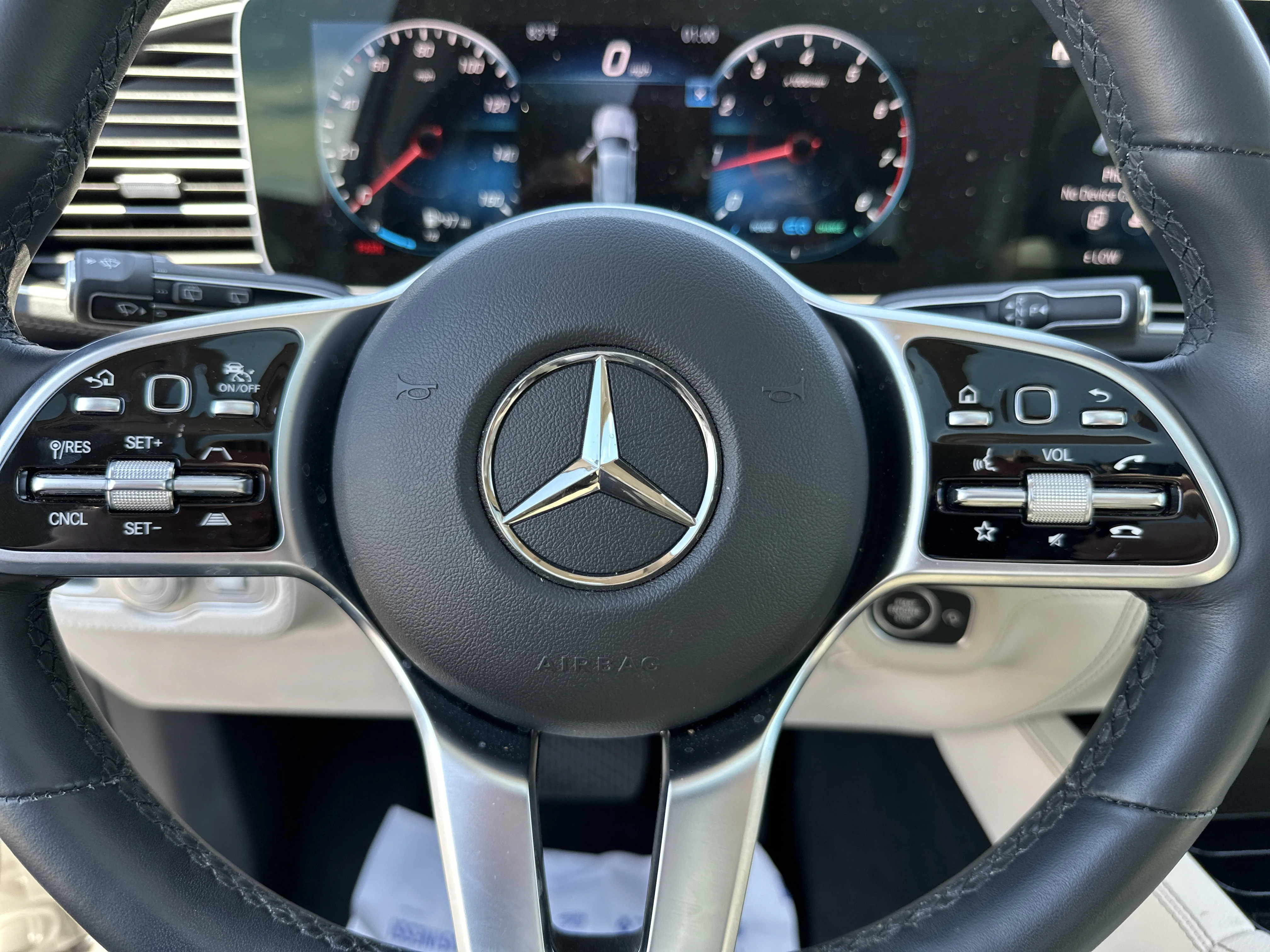 Used 2023 2023 Mercedes Benz Gle 580 4Matic® Mercedes-Benz GLE 580 image 25